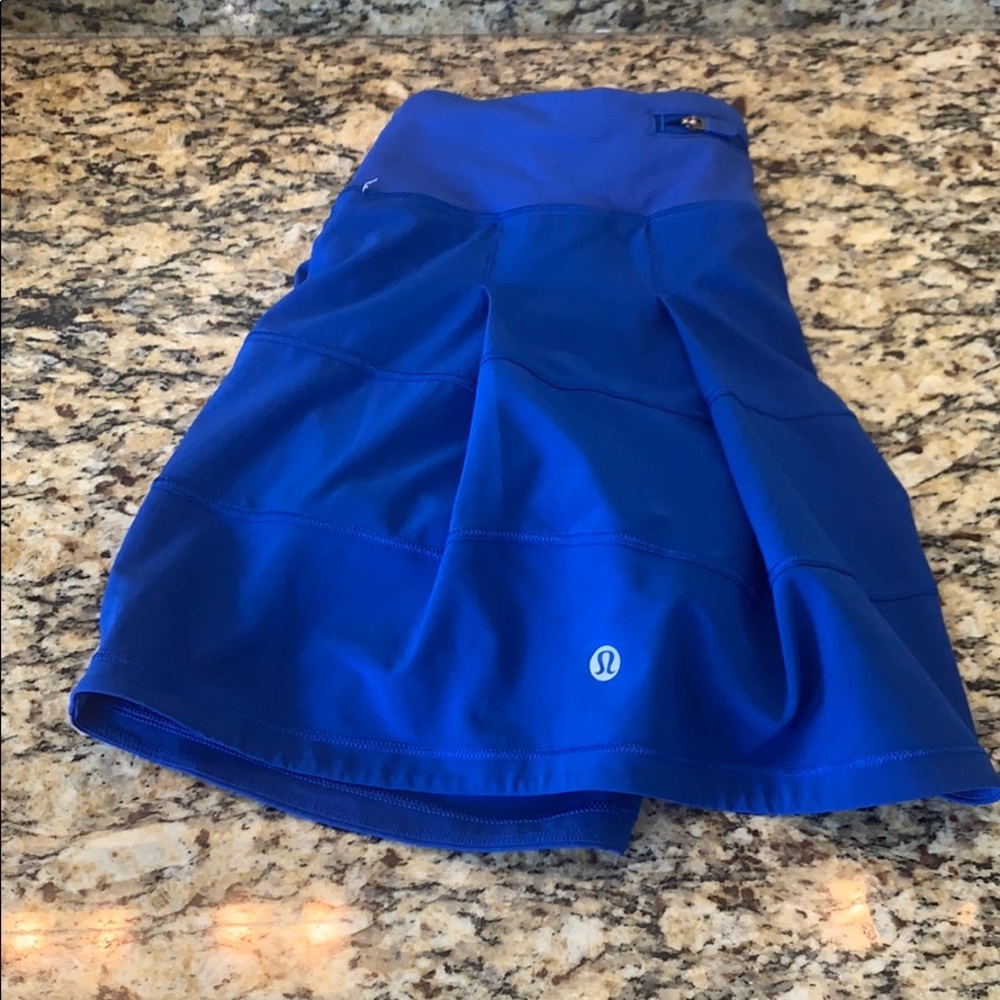 Rare Navy Blue Lululemon Skirt Short- size 6